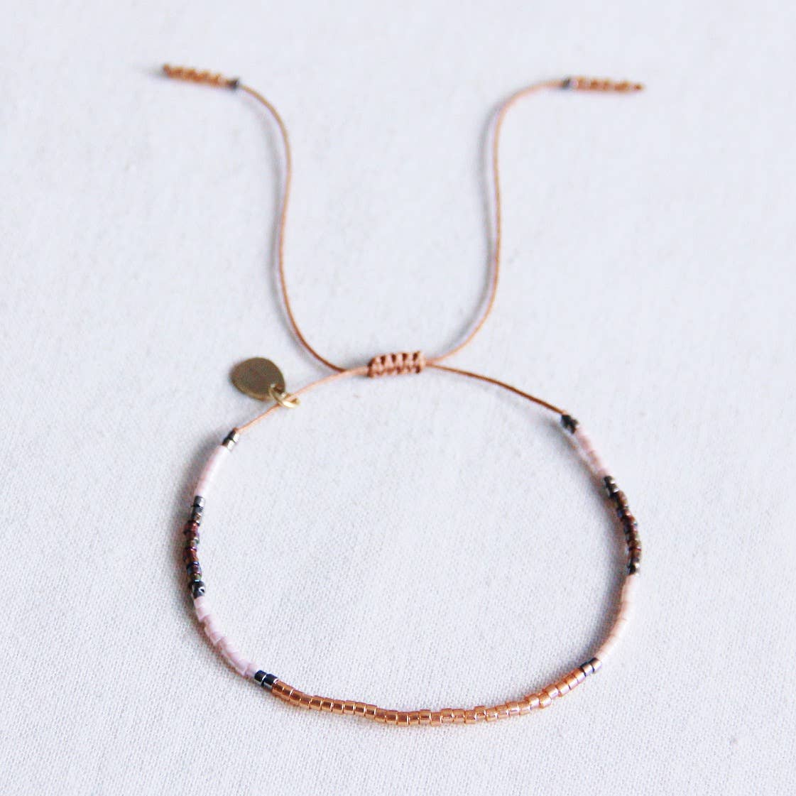 Miyuki Armband cognac/nackt