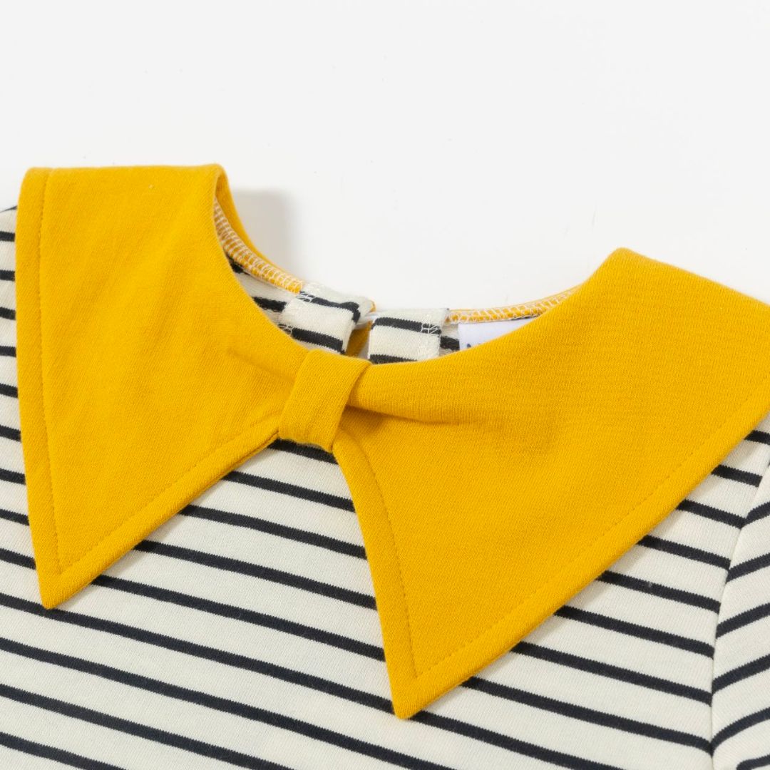 Gestreiftes Sweatshirt mit gelber Schleife