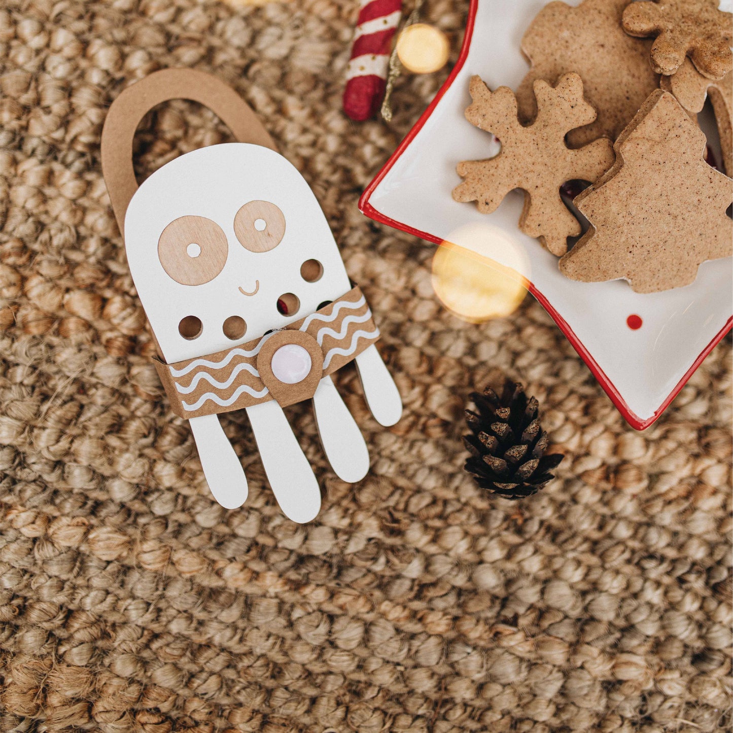 Kleines Schnürspielzeug aus Holz 'Der Oktopus'