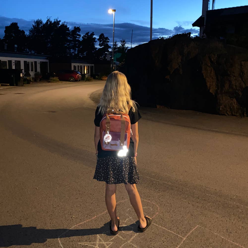 Reflektor in weicher Form 'Happy Flower' blau