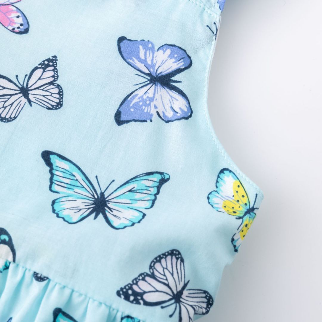 Mädchenkleid mit Schmetterlingsmuster