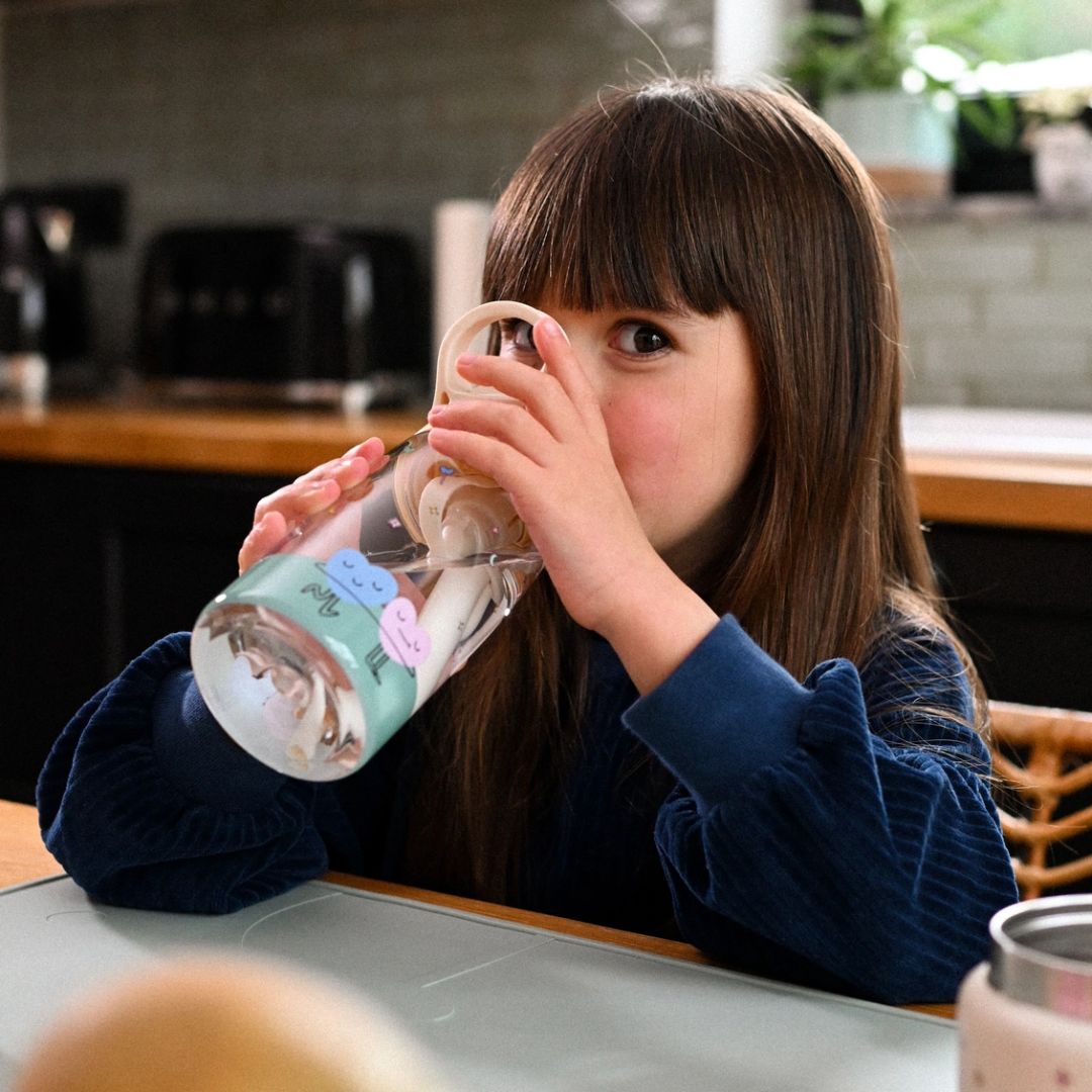 Tritan Kinder-Trinkflasche 'Tanzende Herzen'