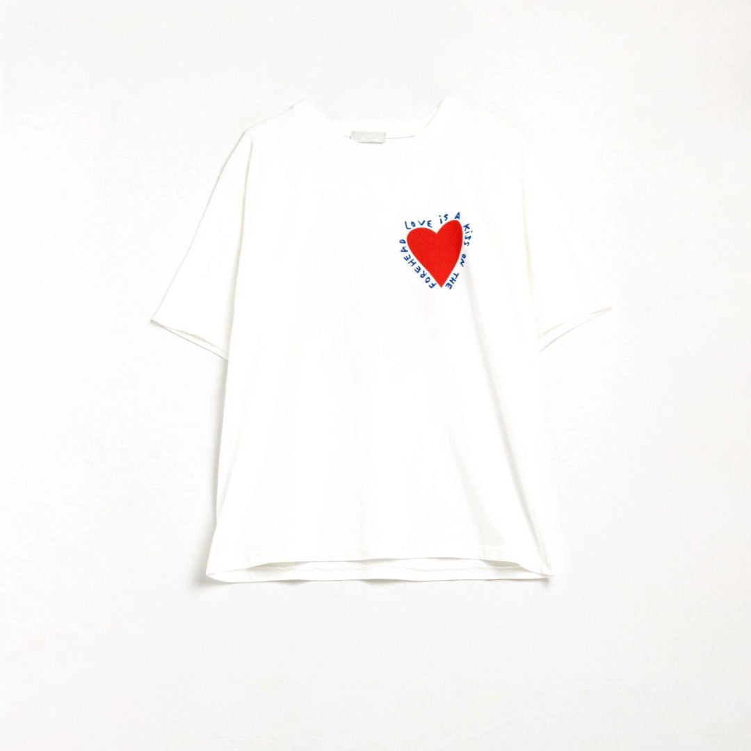 Damen T-Shirt mit Herzdesign 'Love is a kiss...'