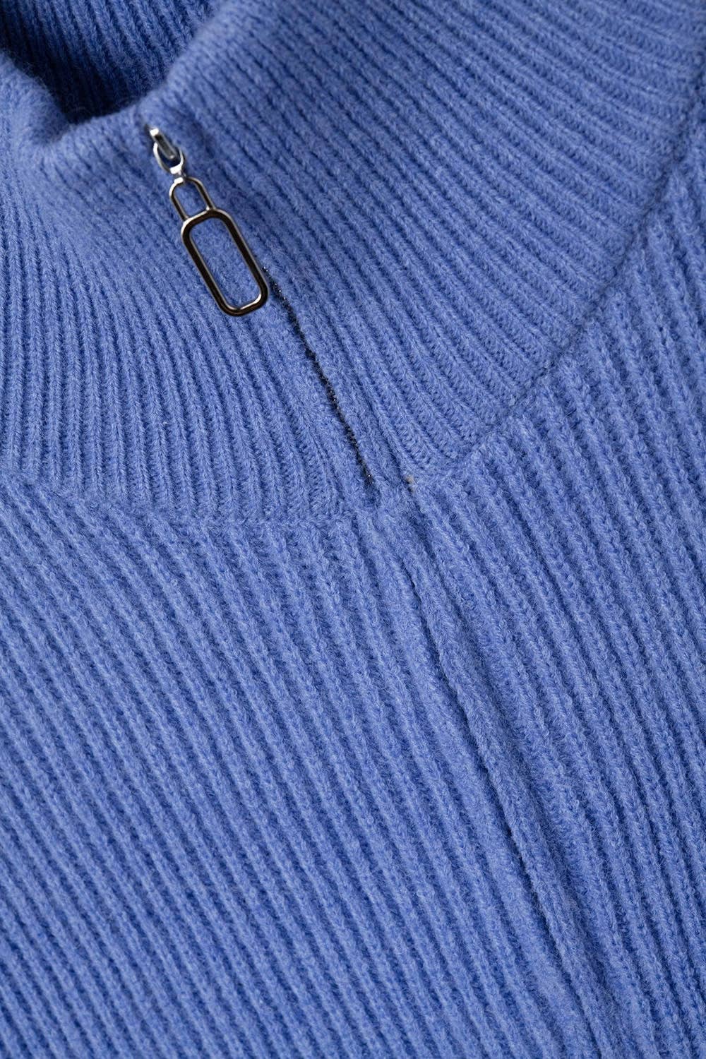 Gestrickte Weste mit halbem Reißverschluss blau