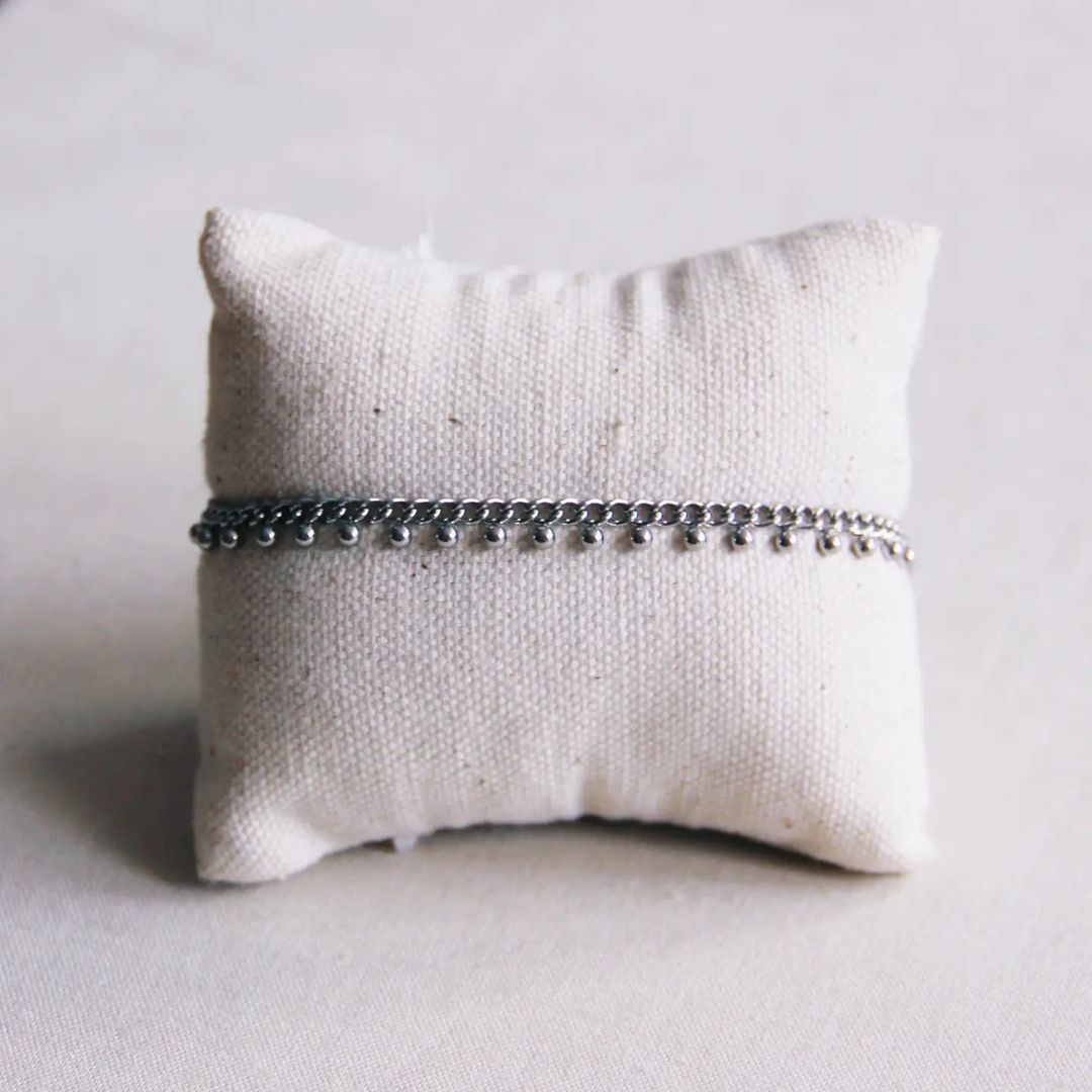 Damen Armband mit kleinen Gliedern und Kugeln silber