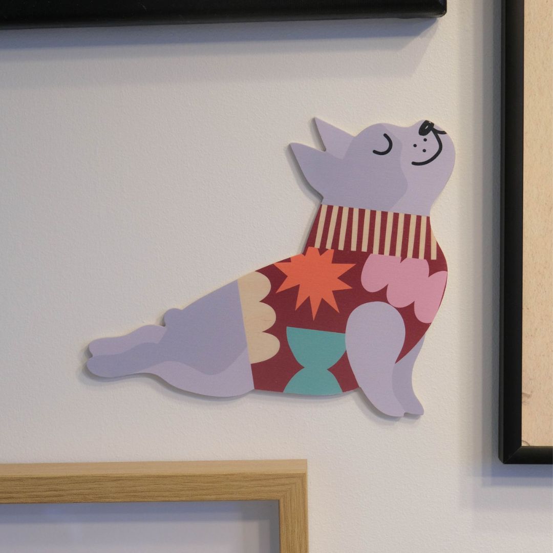 Hölzerne Wanddekoration 'LOTUS THE FRENCH BULLDOG'