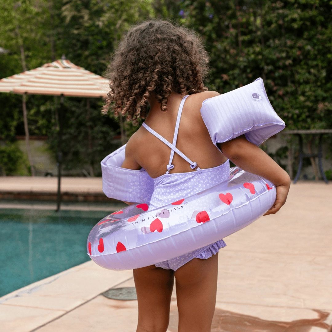 Schwimmring Ø 55 cm lila mit Herzen