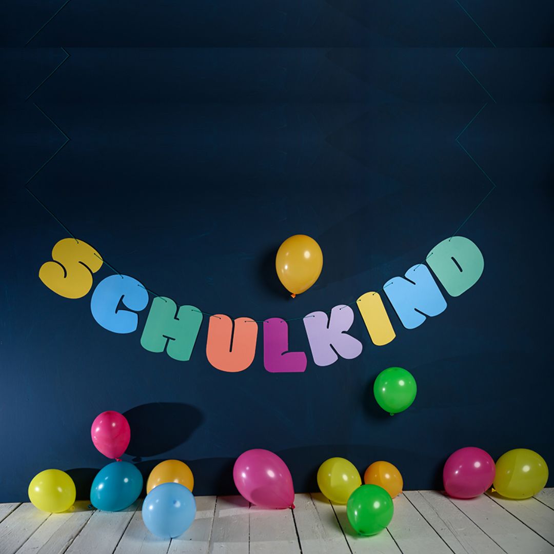Girlande Rainbow Colours Schulkind