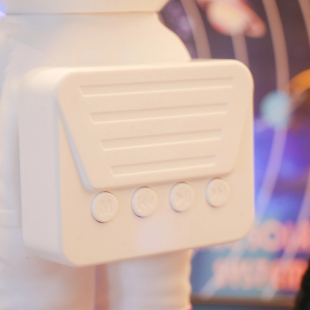 Space Sound Bluetooth-Lautsprecher und Stimmungslicht 'Astronaut'