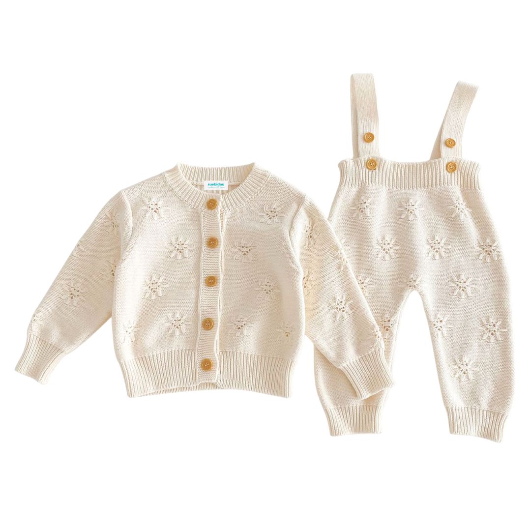 Wunderschönes Newborn und Baby Strickset