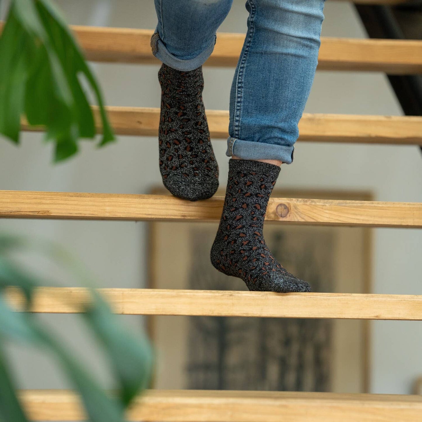 Glitzersocken mit Leopardenmuster schwarz/silber