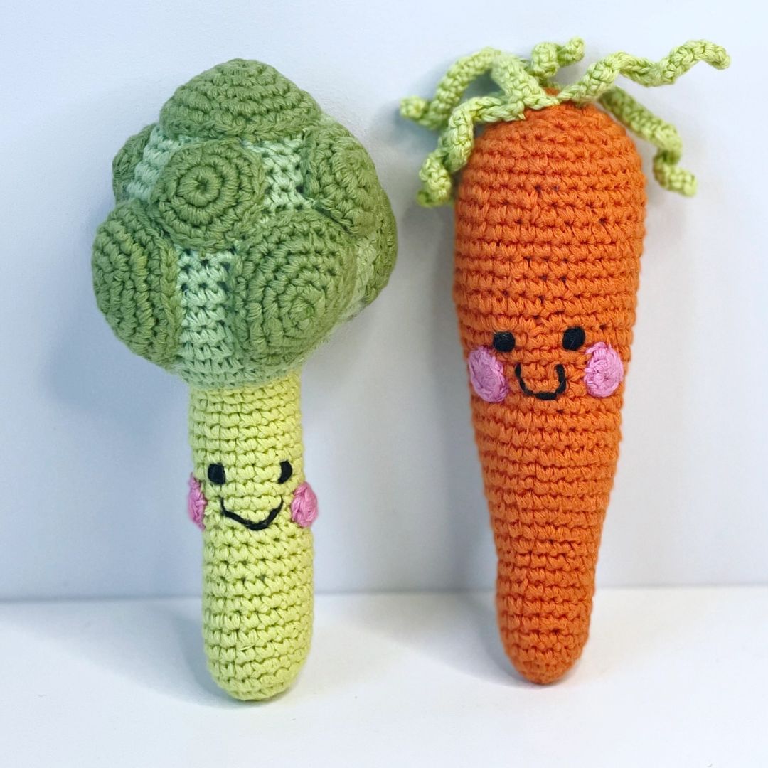 Handgemachte Baby Rassel 'Brokkoli'