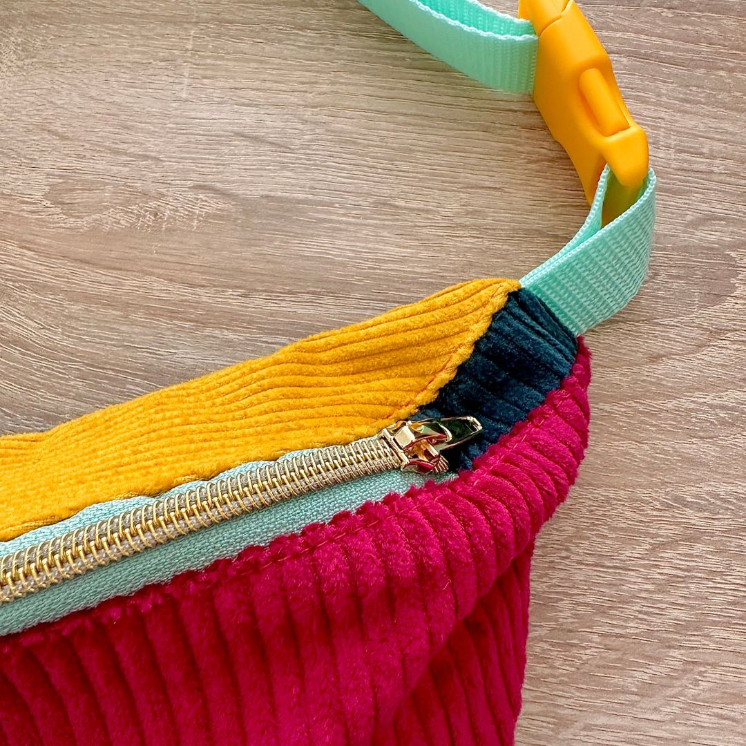 Damen Hipbag 'Patchwork Unique' rot/blau/gelb