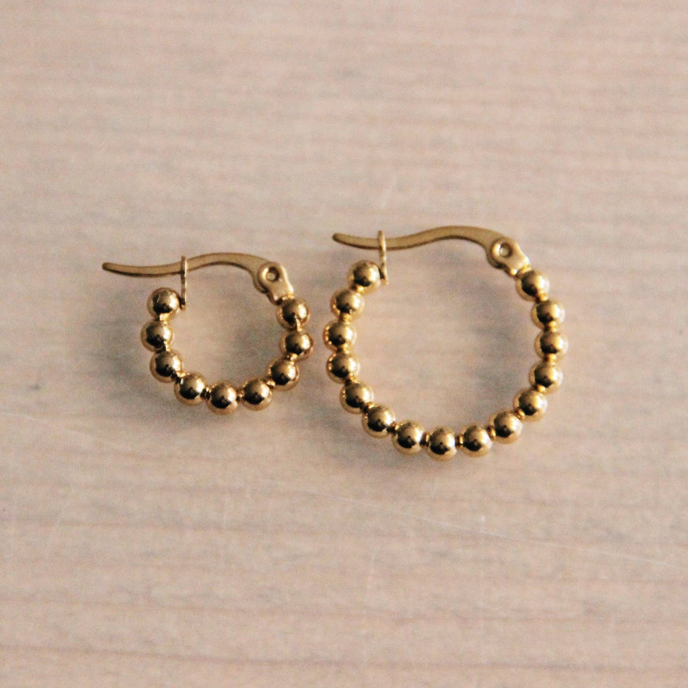 Damen Creolen gold 14 mm 'Balls'