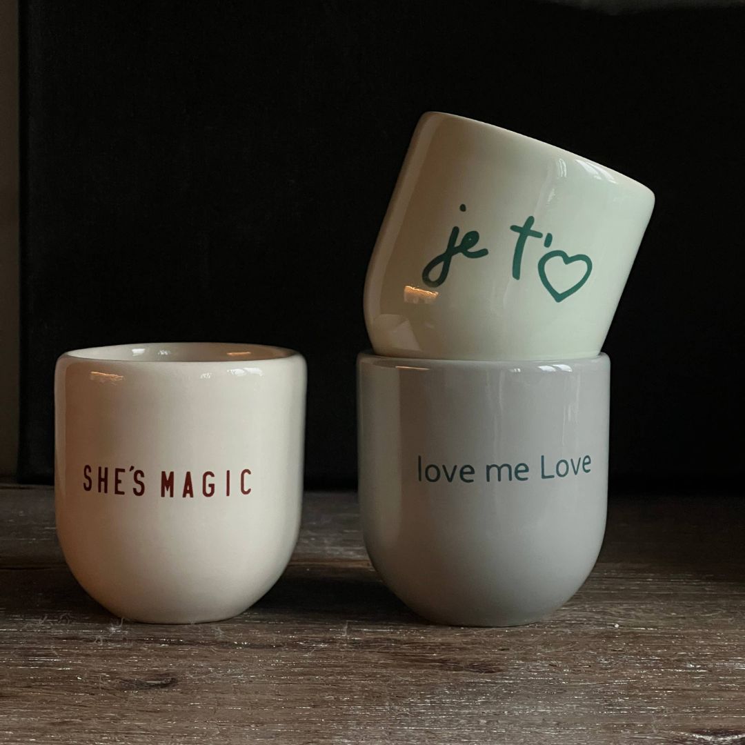 Keramikbecher 'je t'aime' grün