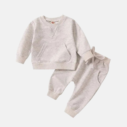 2 teiliges Outfit-Set Sweathirt und Hose hellgrau