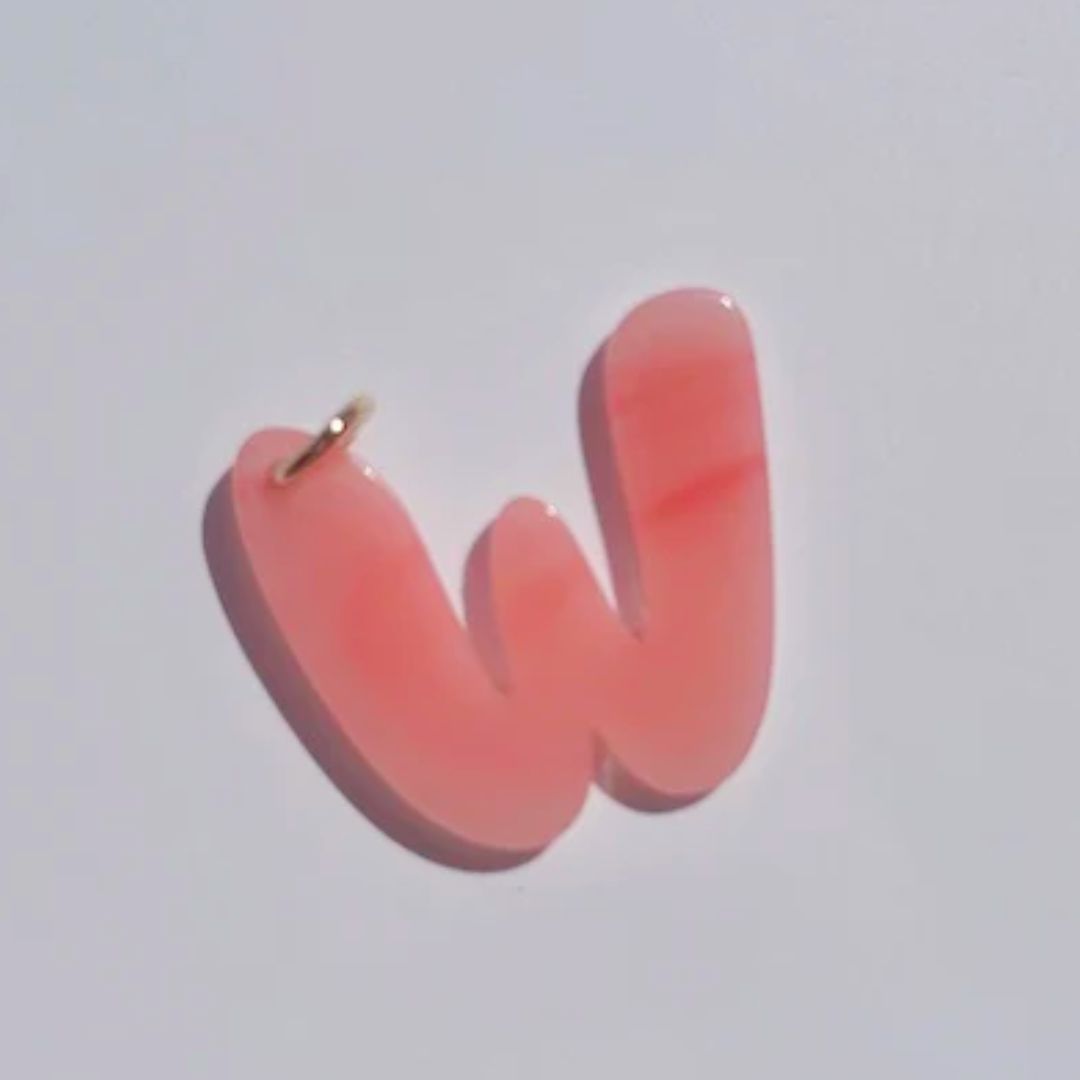 Anhänger Buchstabe 'W'