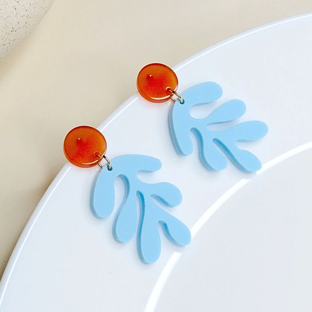 Damen Ohrringe 'Matisse Florale Blatt' hellblau