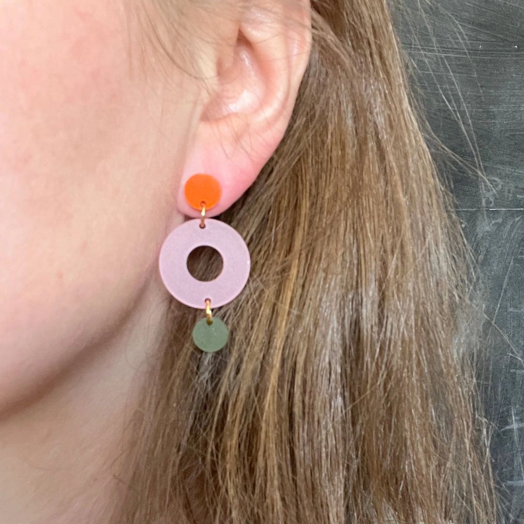 Damen Ohrringe doppelte Kreise Colorblock rot/rosa/grün