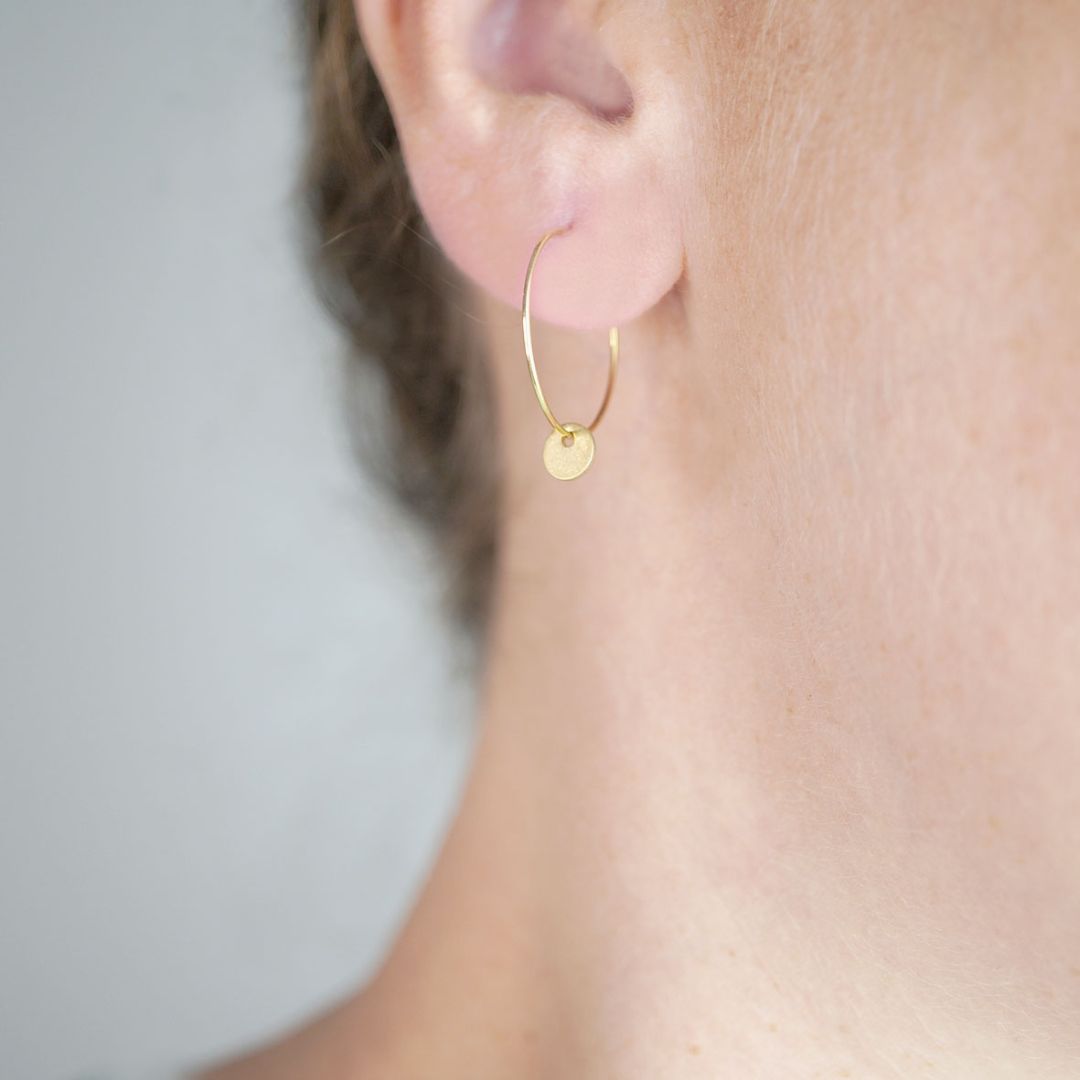 Damen Ohrringe Creolen 'Kleine Punkte' goldfarben
