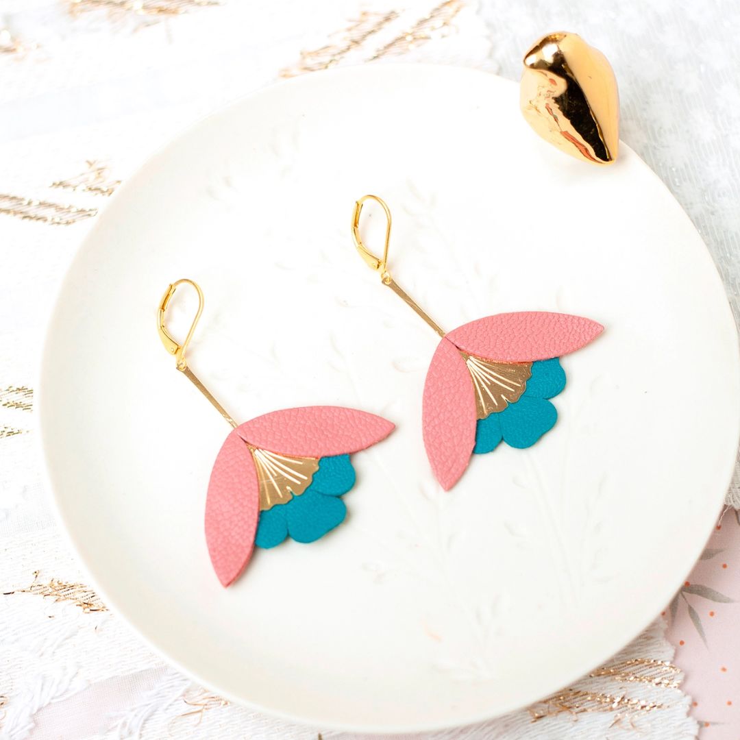 Damen Ohrringe 'Ginkgo-Blüten' tealblau/rosa