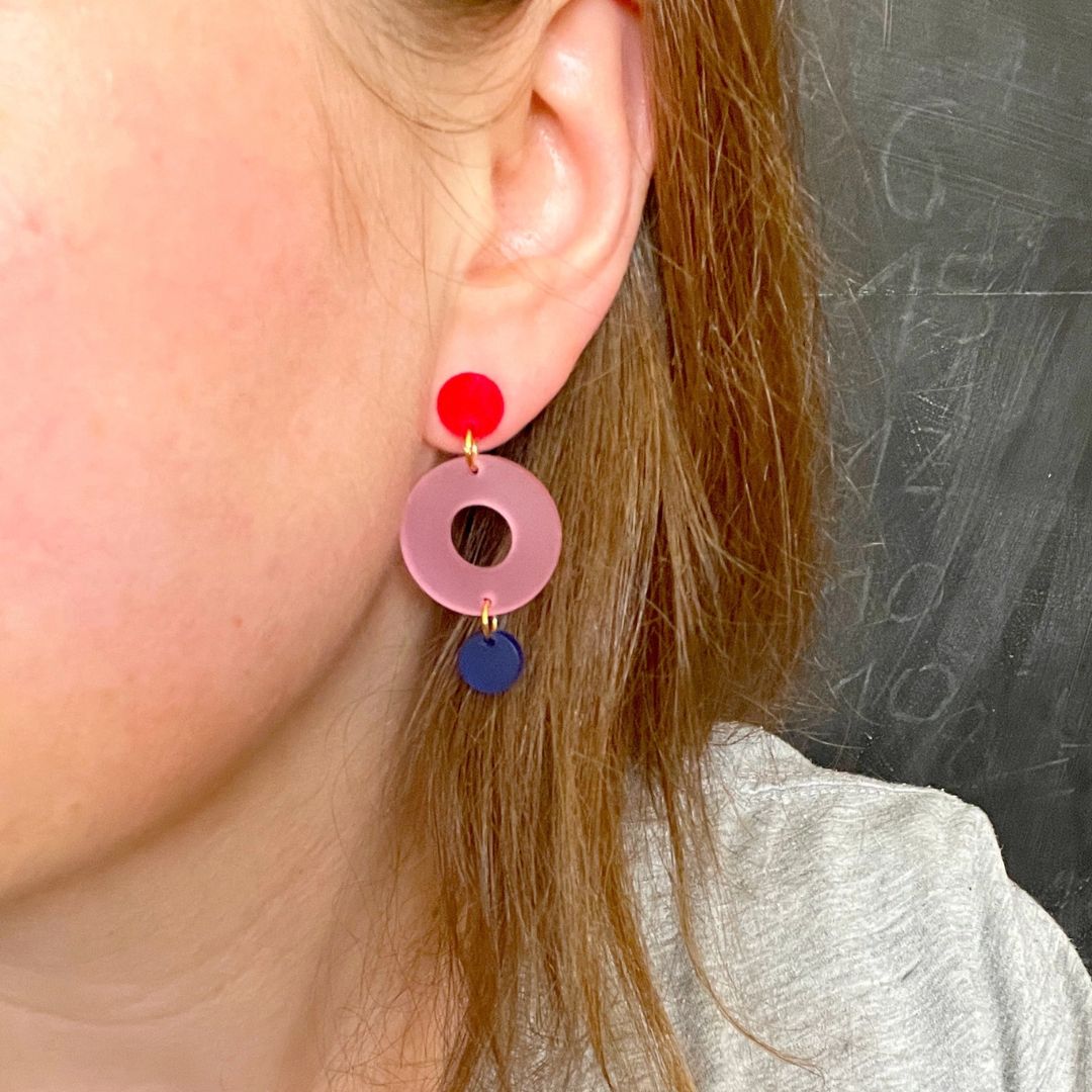 Damen Ohrringe doppelte Kreise Colorblock rot/rosa/blau