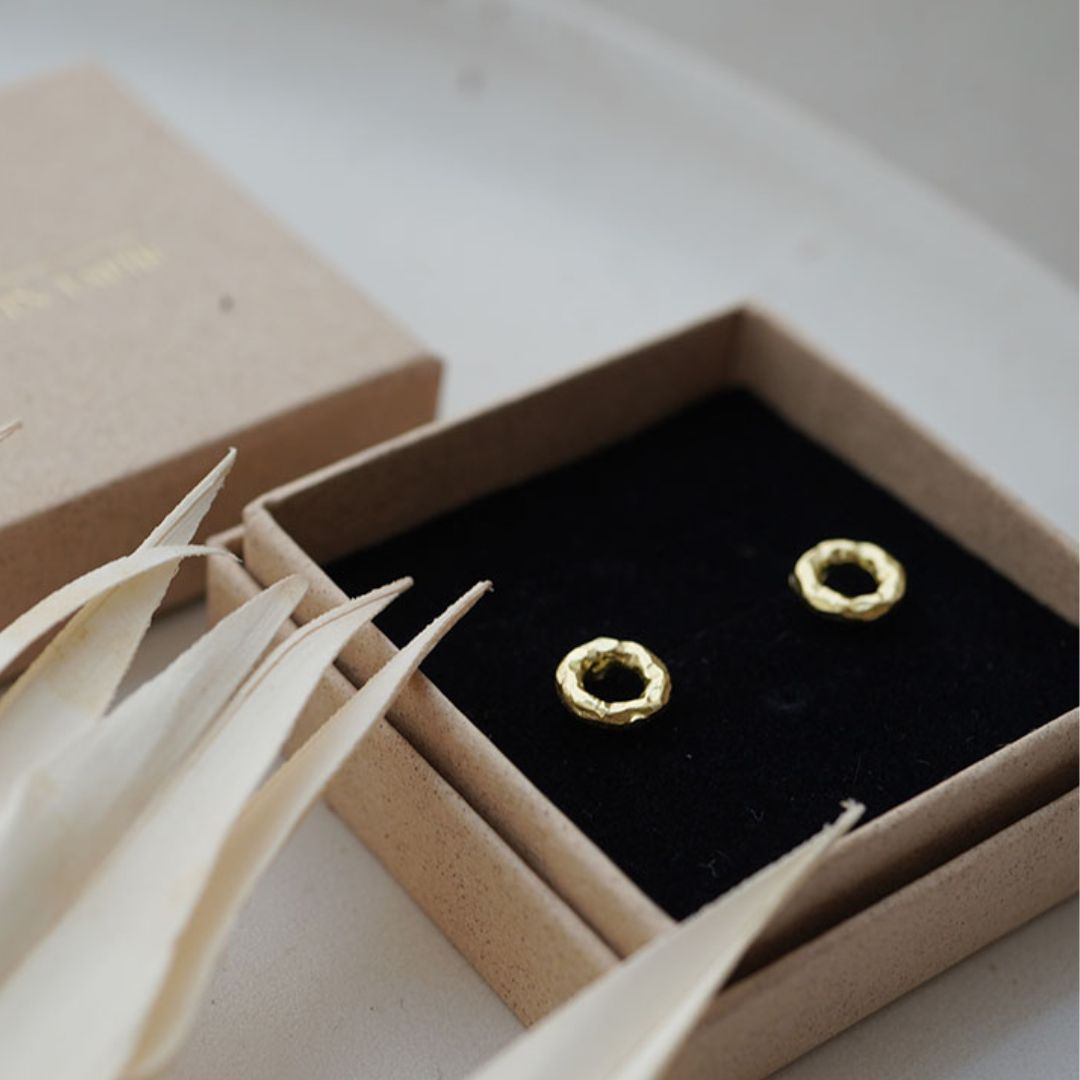 Damen Ohrringe Stecker 'Struktur' goldfarben