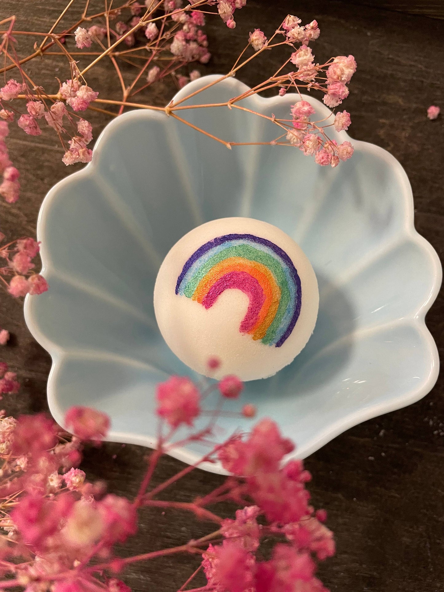 *Regenbogen* Badekugel mit Schaum - Erdbeere