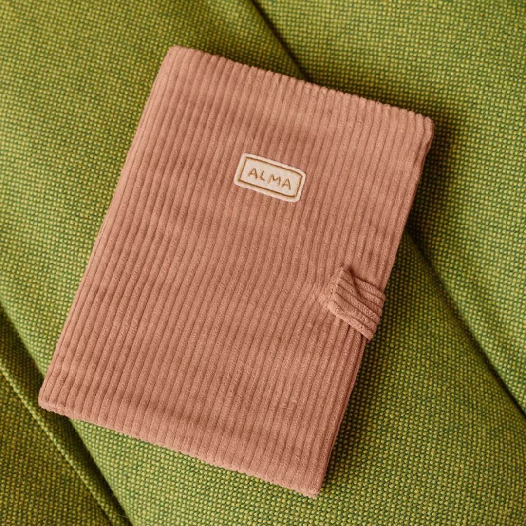 U-Heft Hülle 'La Protège' Cord rosa personalisierbar