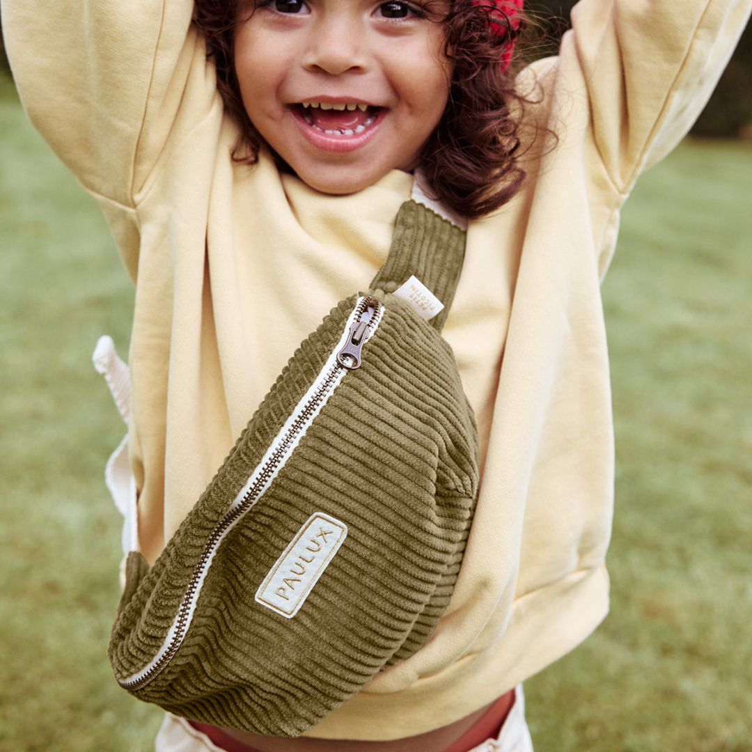 Kinder Bauchtasche in Cordoptik olive personalisierbar