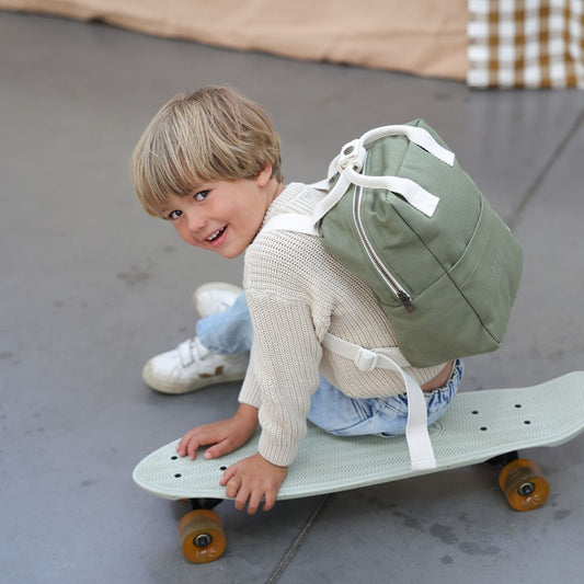 Kinderrucksack 3-7 Jahre 7 Liter personalisierbar olive