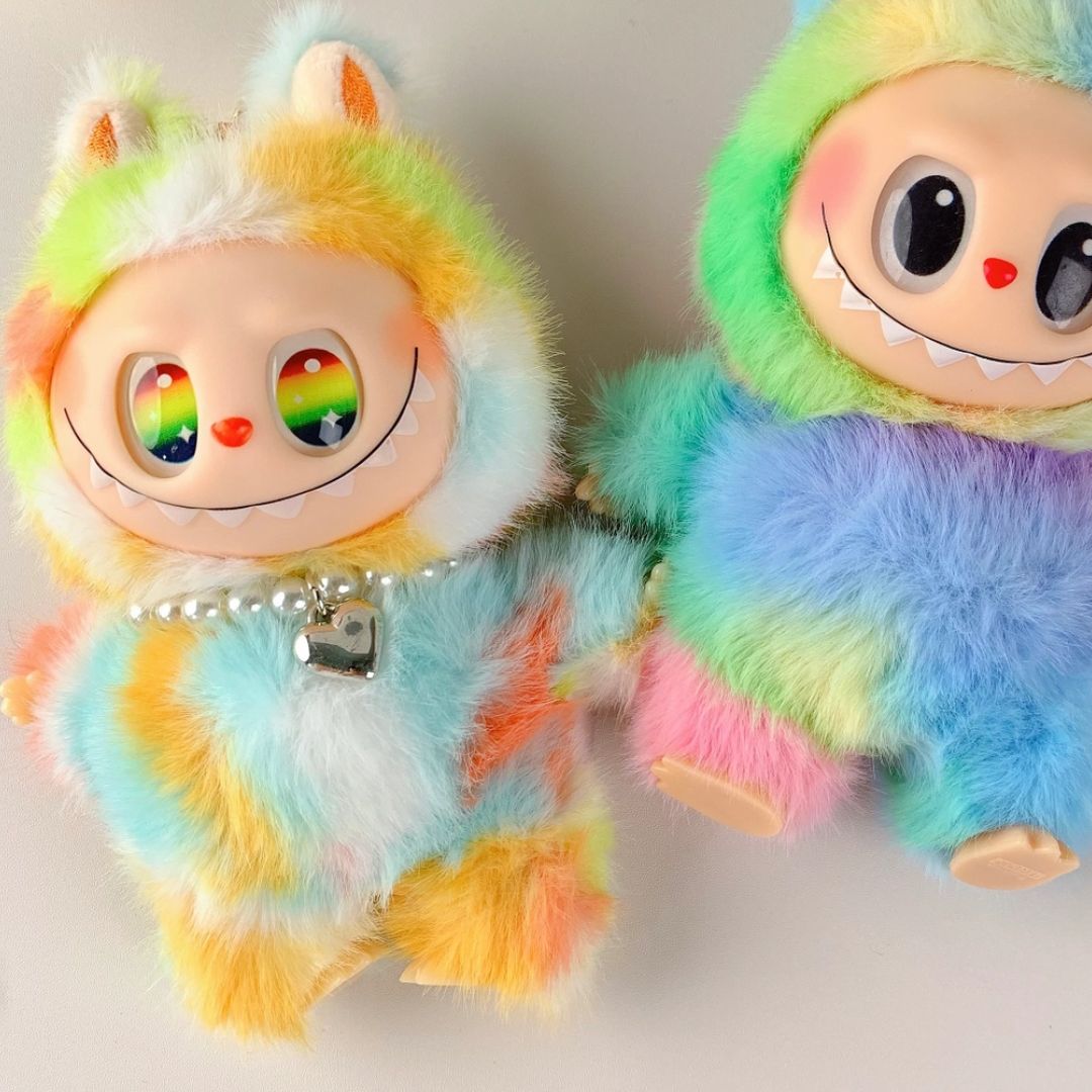 Labubu inspirierte handgemachte Puppe 'Colorful'