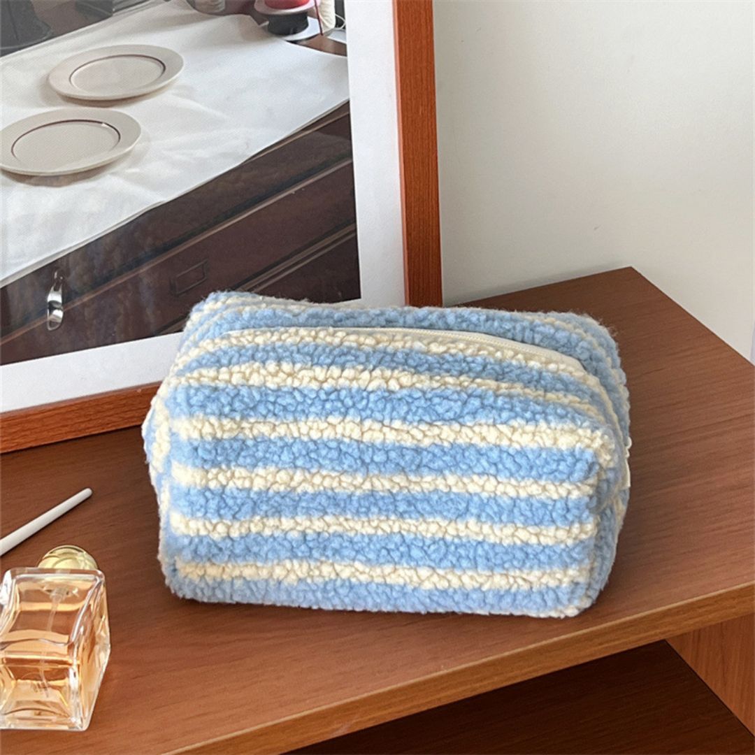 Makeup Tasche 'Classic Strip' blau/weiß