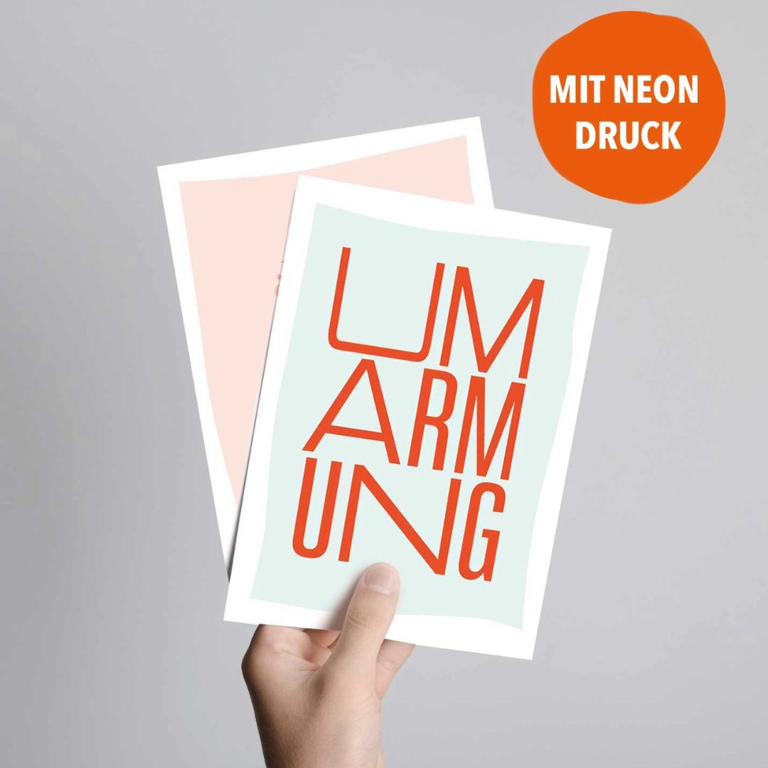 Postkarte mit Neondruck 'UMARMUNG'
