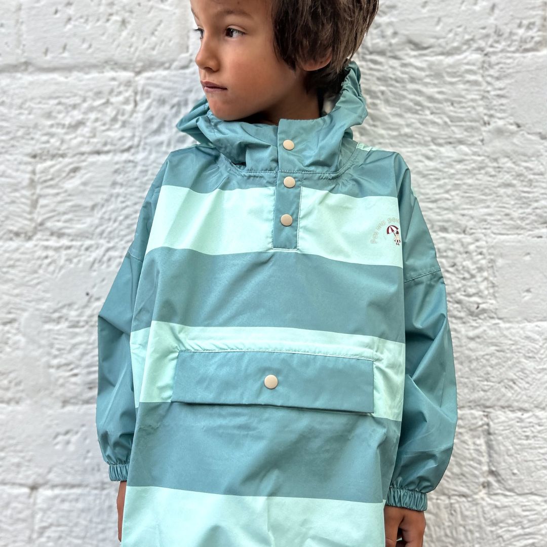 Regenponcho 'Green Stripes' für Kinder und Erwachsene