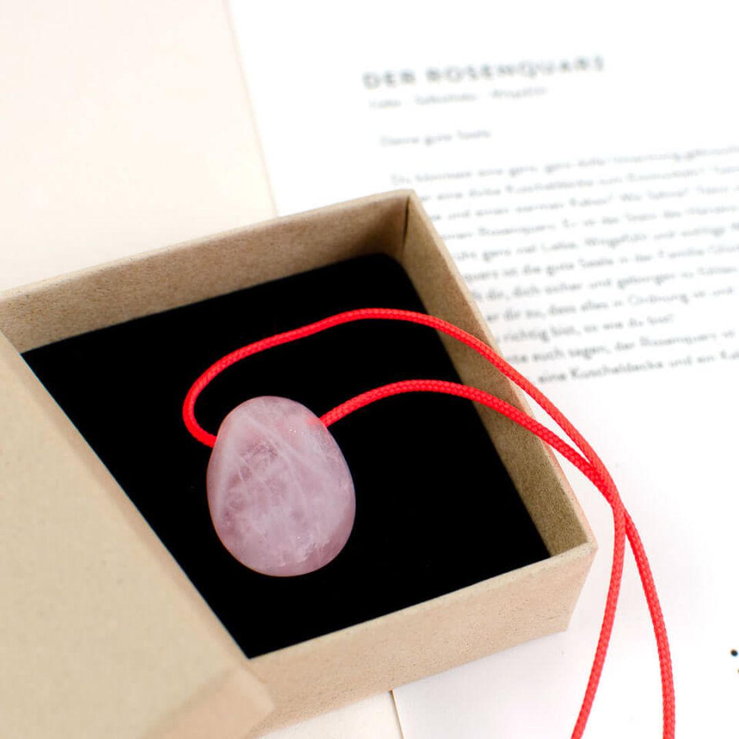 Kette mit Anhänger Rosenquarz *(Selbst) Liebe*