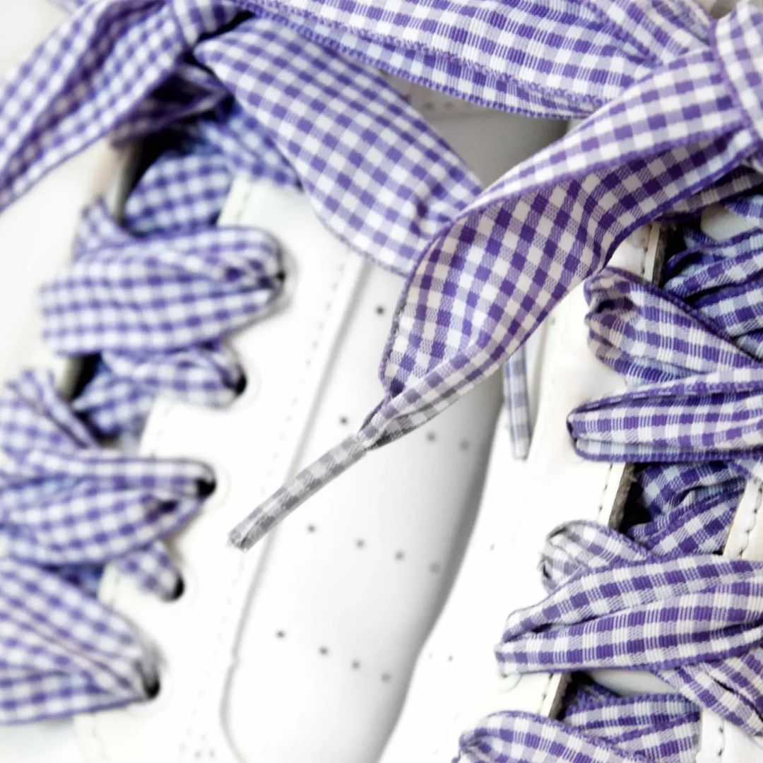 Schnürsenkel mit Vichy-Muster violett