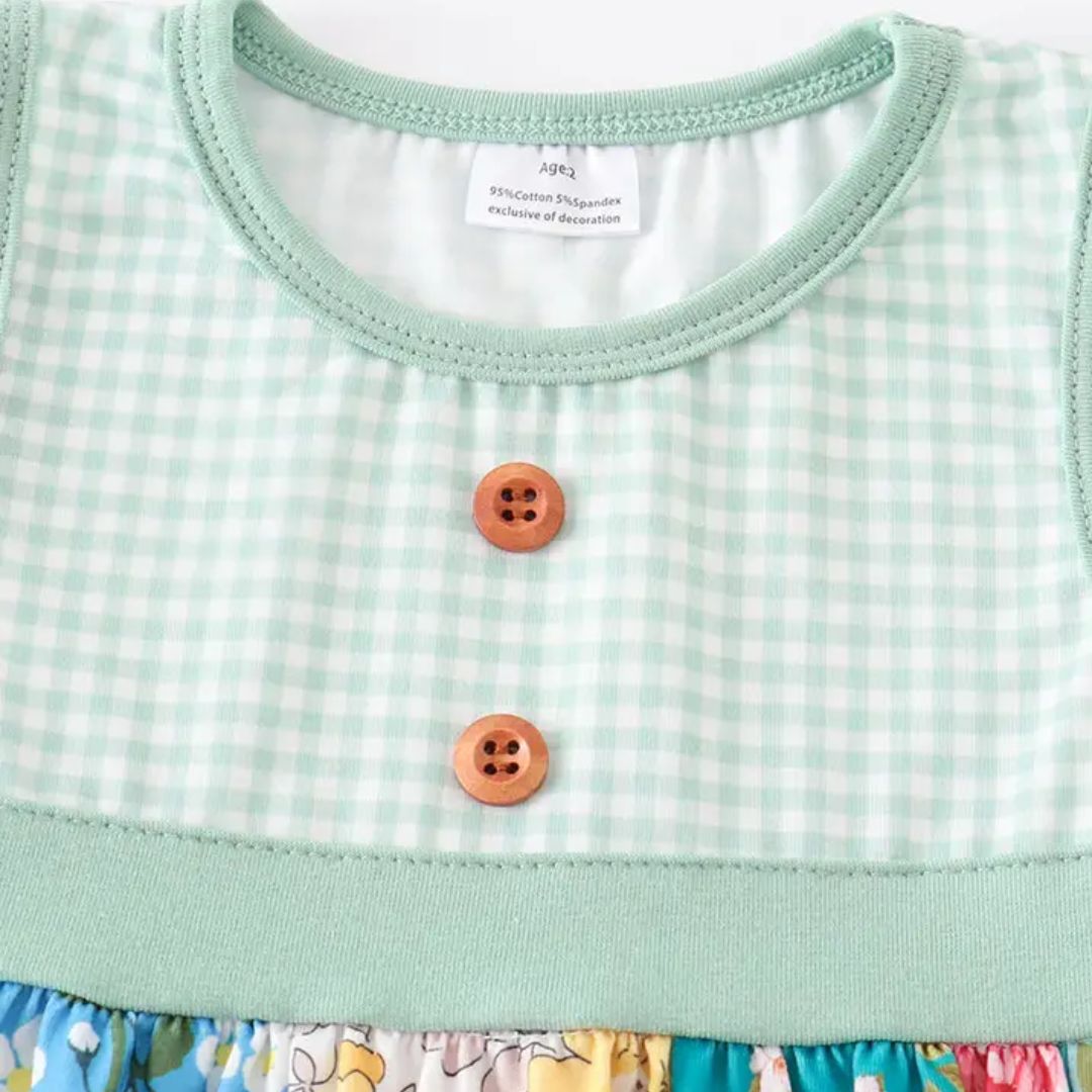 Mädchen Kleid mit Patchwork und Knöpfen
