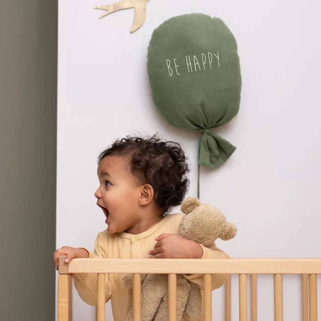 Wanddekoration Ballon olive personalisierbar