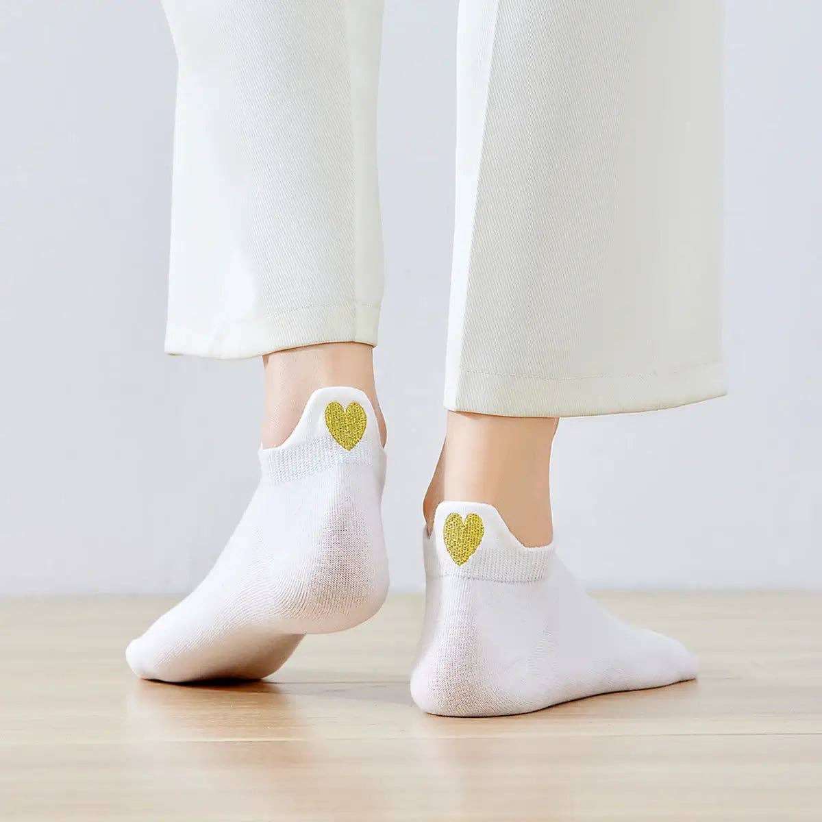 Damen Socken kurz mit Lasche und goldenem Herz in weiß