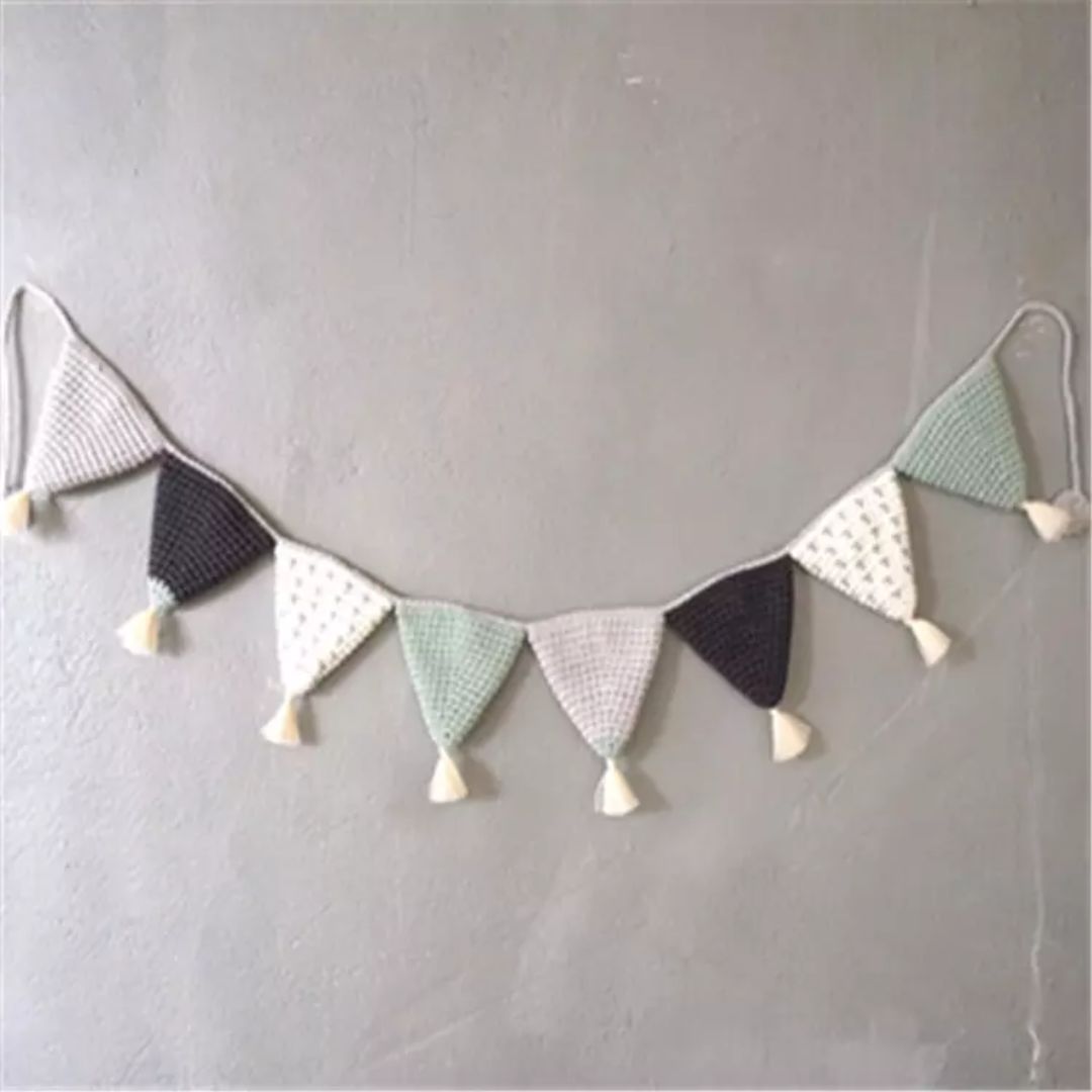 Kinderzimmer Wimpel-Girlande grün