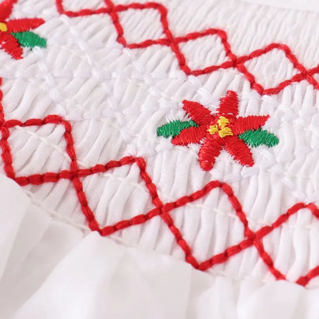 Mädchenkleid weiß mit Stickereien