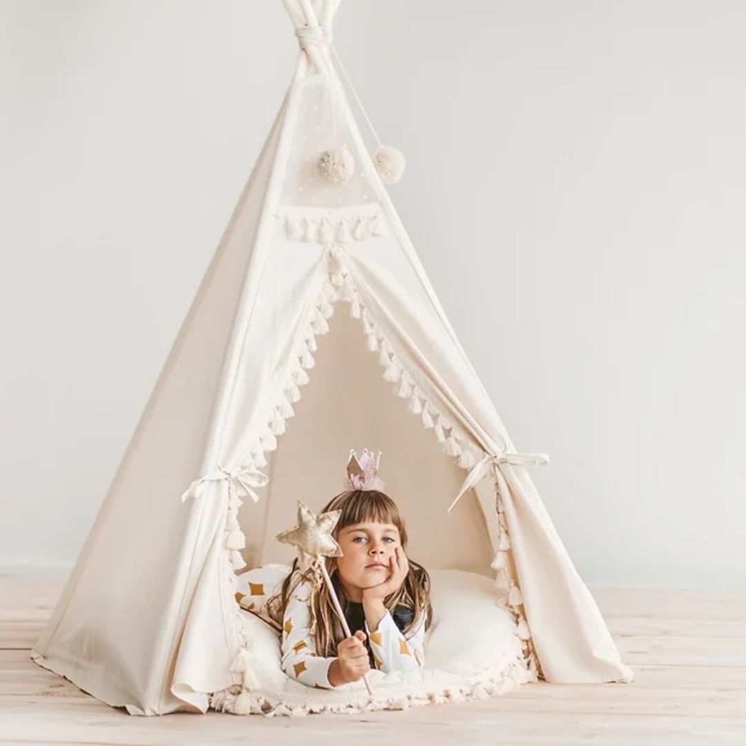 zelt für kleinkinder Kinder Tipi Zelt mit Quasten ecru – suebidou