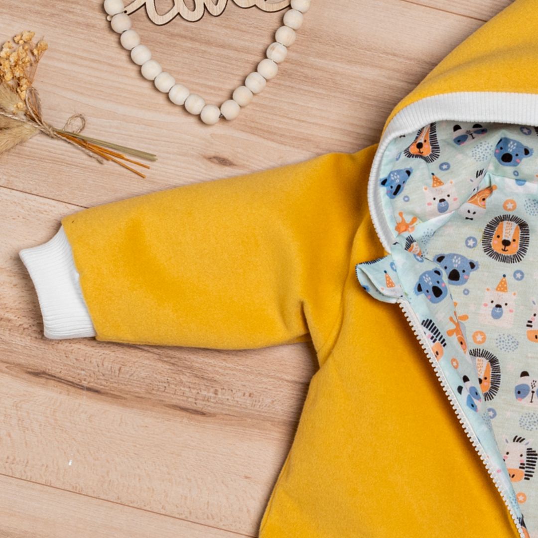 Wollfleece Overall "Süße Tiere" senfgelb
