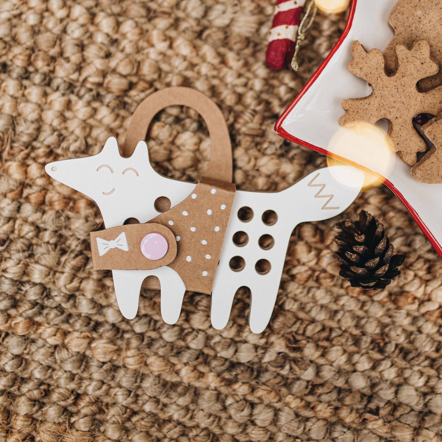 Kleines Schnürspielzeug aus Holz 'The Fox'