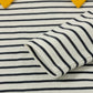Gestreiftes Sweatshirt mit gelber Schleife
