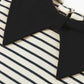 Gestreiftes Sweatshirt mit schwarzer Schleife