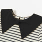 Gestreiftes Sweatshirt mit schwarzer Schleife