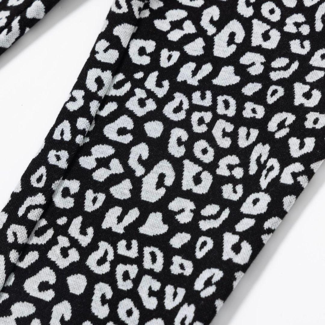 Mädchenhose mit Leopardenmuster