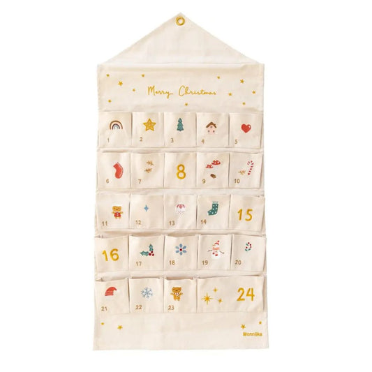 Adventskalender mit Stofftaschen